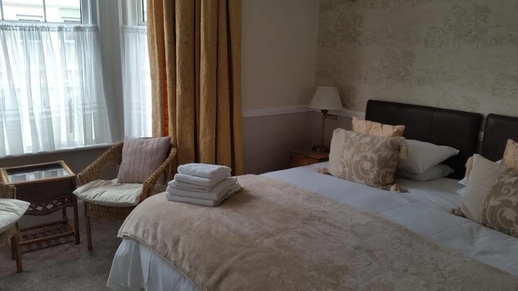 Boyne House Guest House Torneo de Torneo de Eastbourne Exterior foto